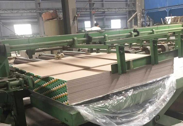 青島輕鋼龍骨生產車間 青島輕鋼龍骨生產車間